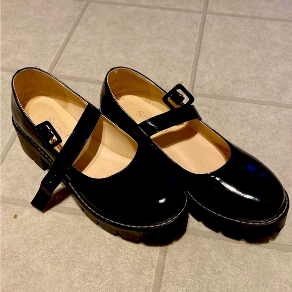 SUNGTIN MARY JANES - Picture 2 of 3